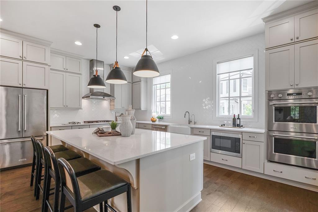 Rowes Downtown - Residential