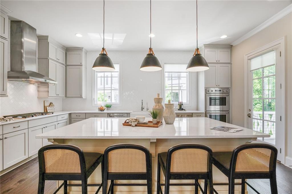Rowes Downtown - Residential
