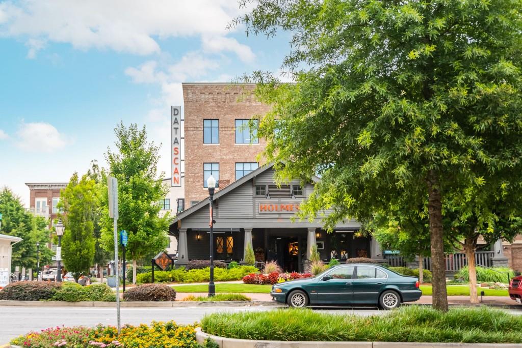 Rowes Downtown - Residential