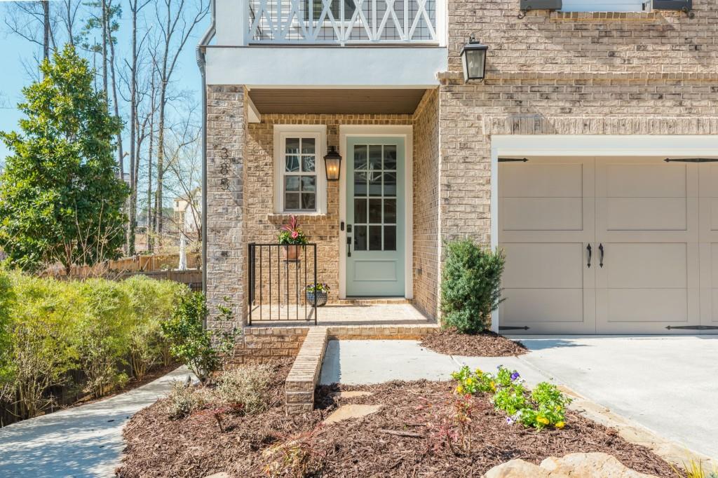 385 Rowes Circle