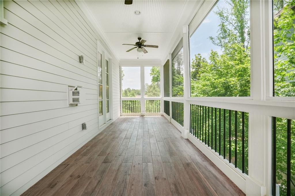 Rowes Downtown - Residential