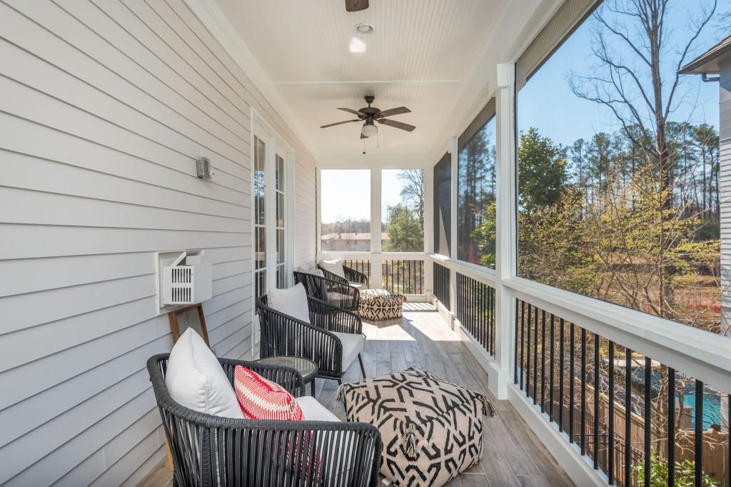 Rowes Downtown - Residential