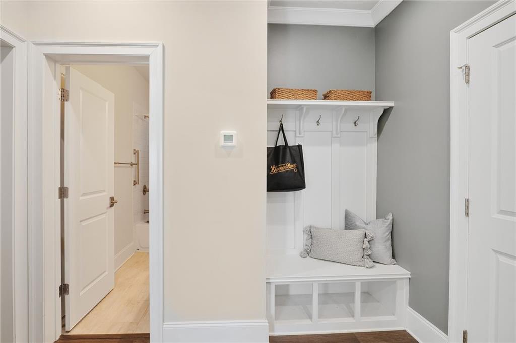 Rowes Downtown - Residential