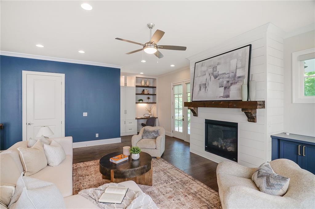 Rowes Downtown - Residential