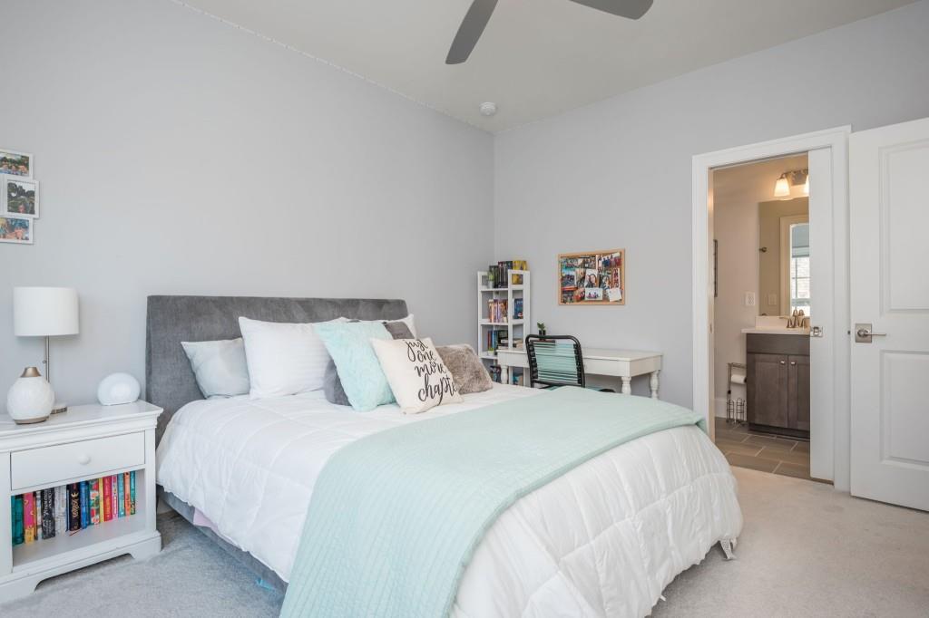 Rowes Downtown - Residential