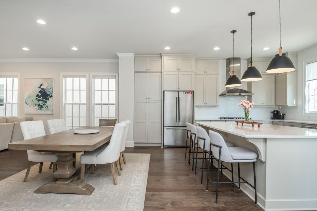 Rowes Downtown - Residential