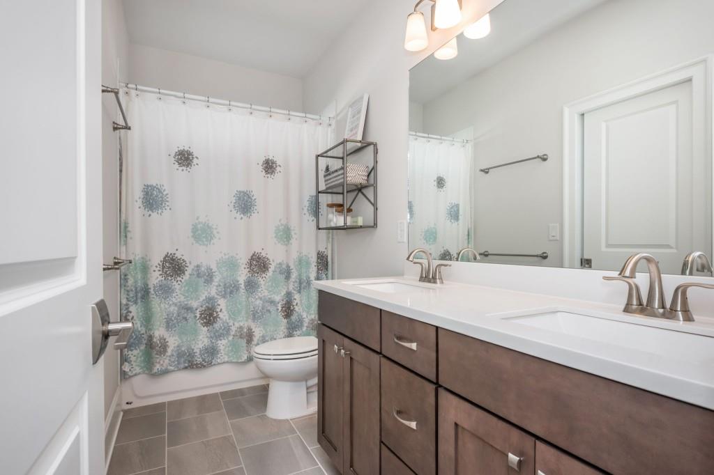 Rowes Downtown - Residential