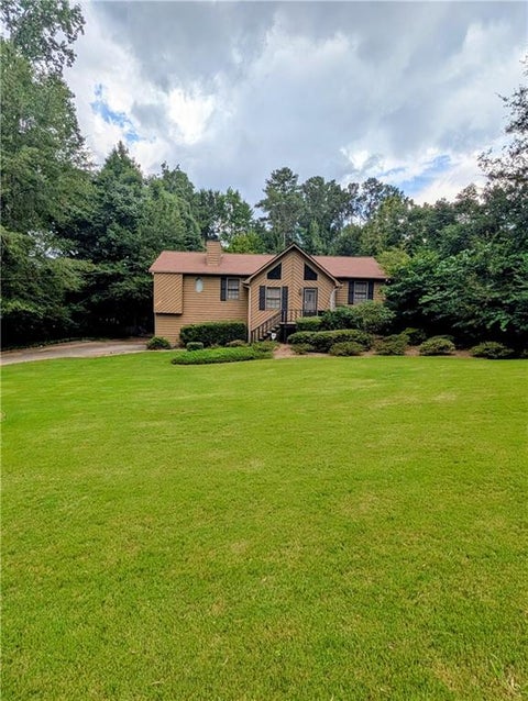 Homes For Sale - 3877 Creekmore Street<br/> Canton, GA 30115