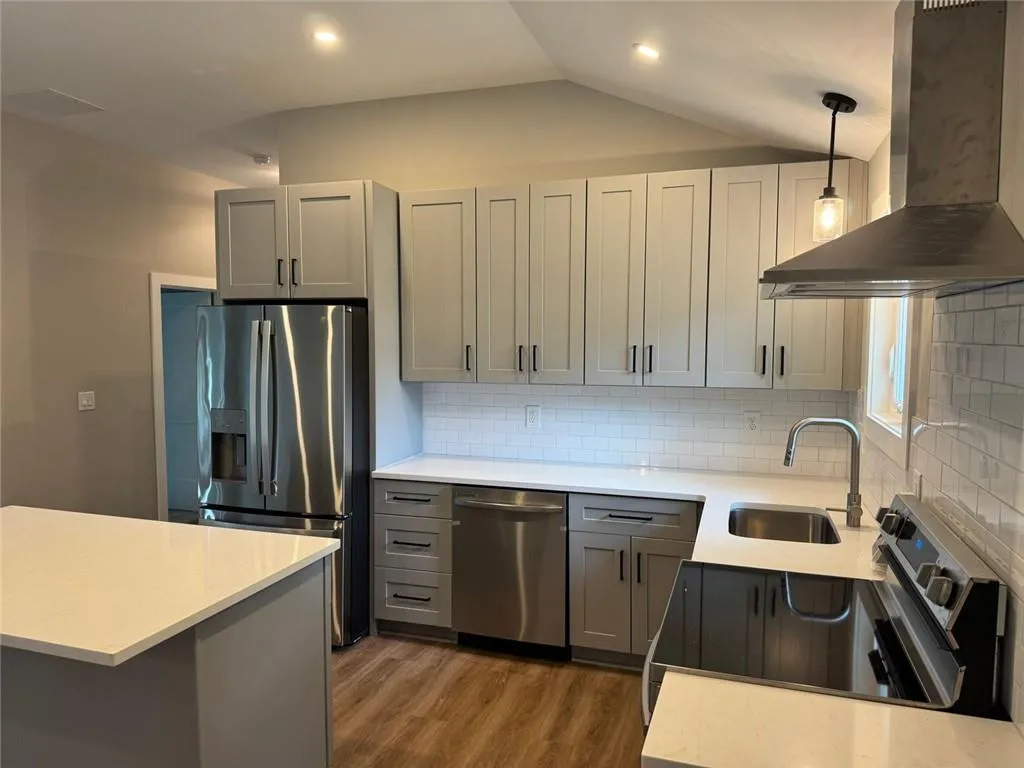 Atlanta, Georgia 30307, United States, 3 Bedrooms Bedrooms, ,2 BathroomsBathrooms,Residential,Active,144755