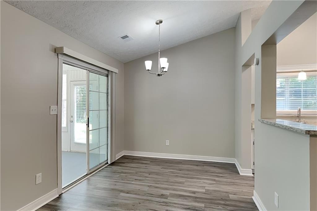 River Oaks - Residential Lease