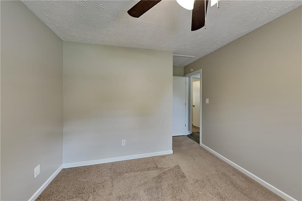 River Oaks - Residential Lease