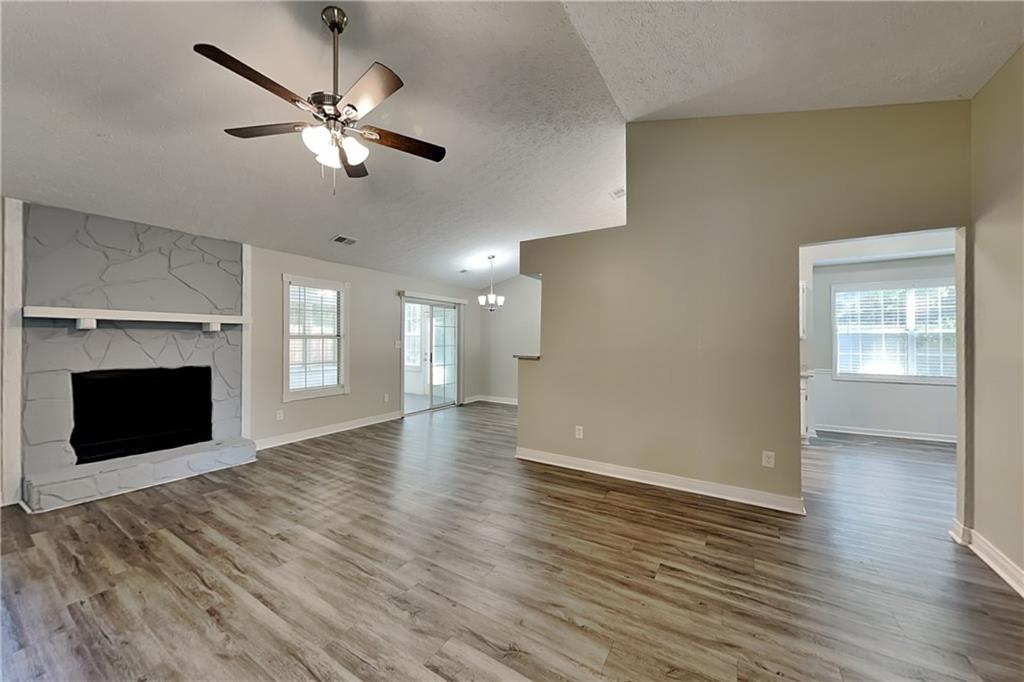 River Oaks - Residential Lease