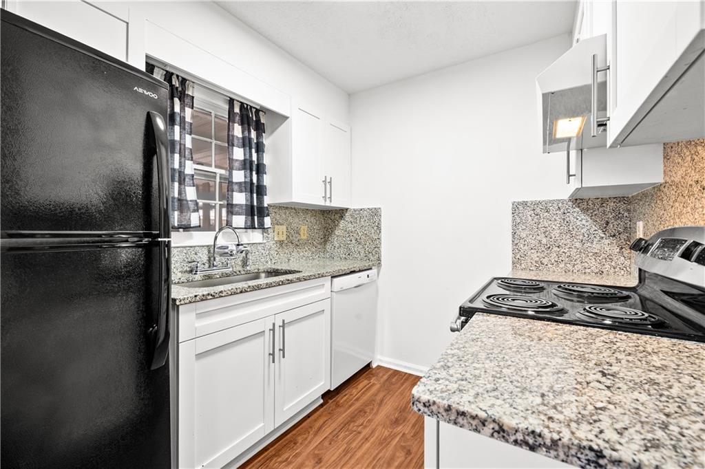 Holcombe Crossing - Residential