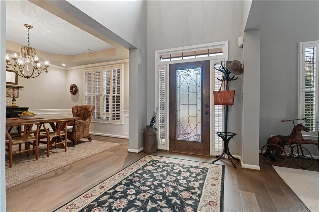 6715 Brookline Court, Cumming, Georgia image 2