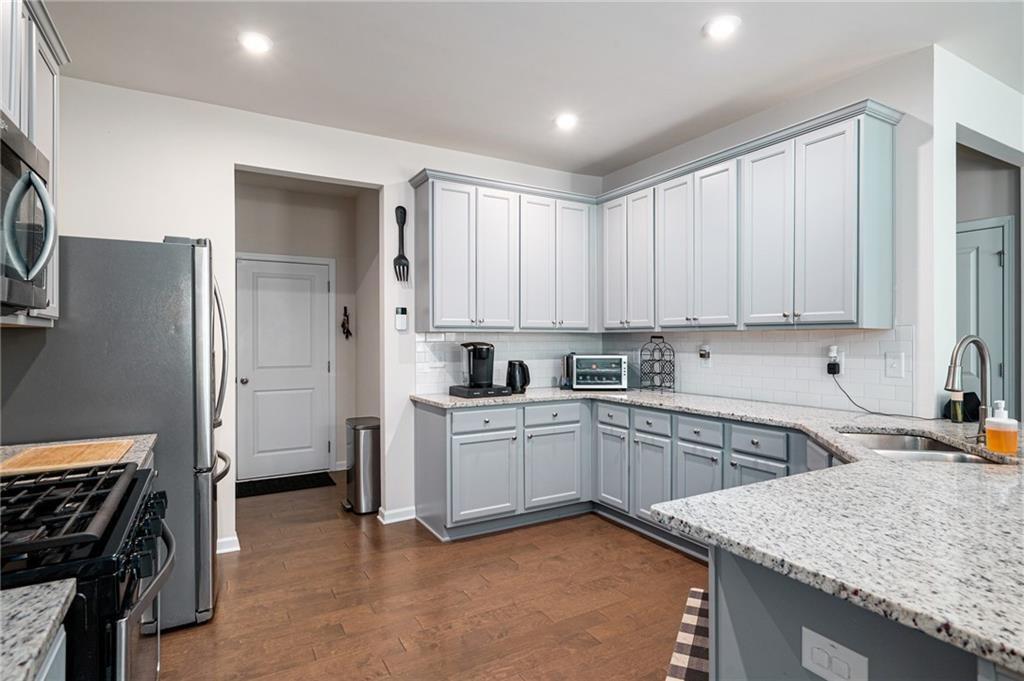 5638 Berney Circle, Powder Springs, Georgia image 13