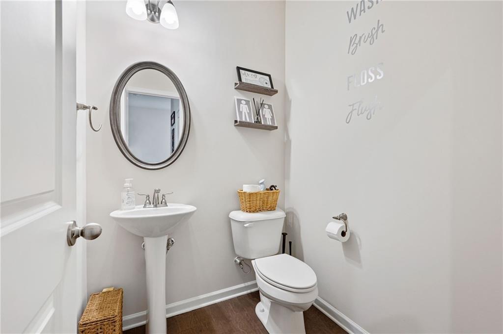 5638 Berney Circle, Powder Springs, Georgia image 17
