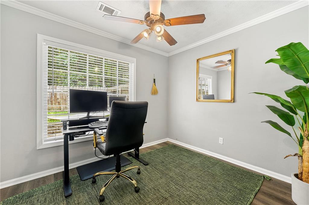 4131 N Gloucester Place, Atlanta, Georgia image 8