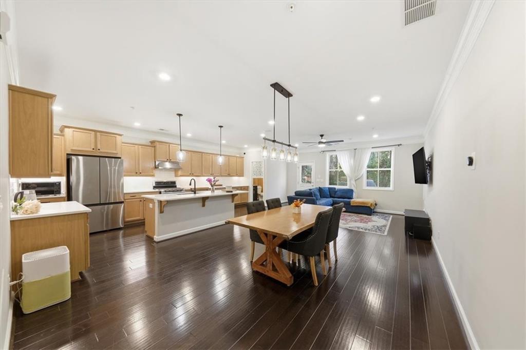 1028 Broadview Drive