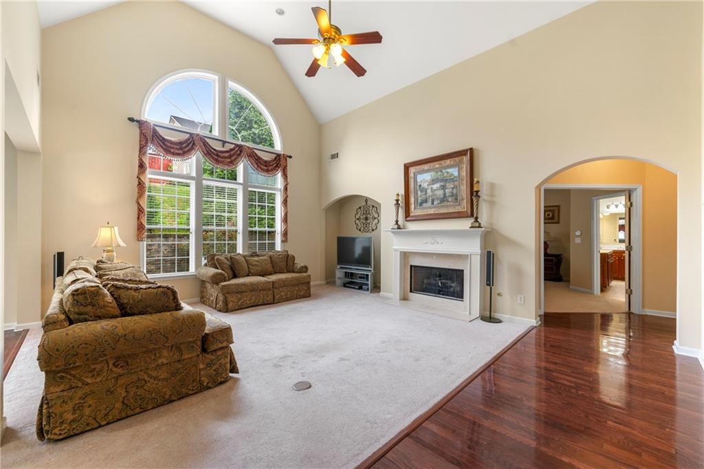 7621 Forest Glen Way