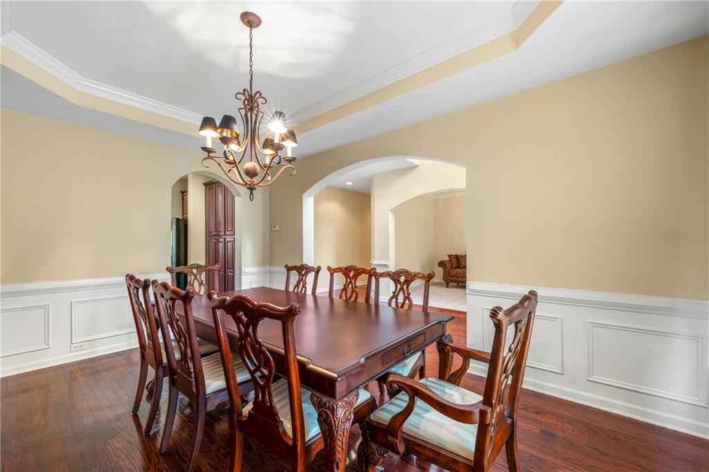 7621 Forest Glen Way