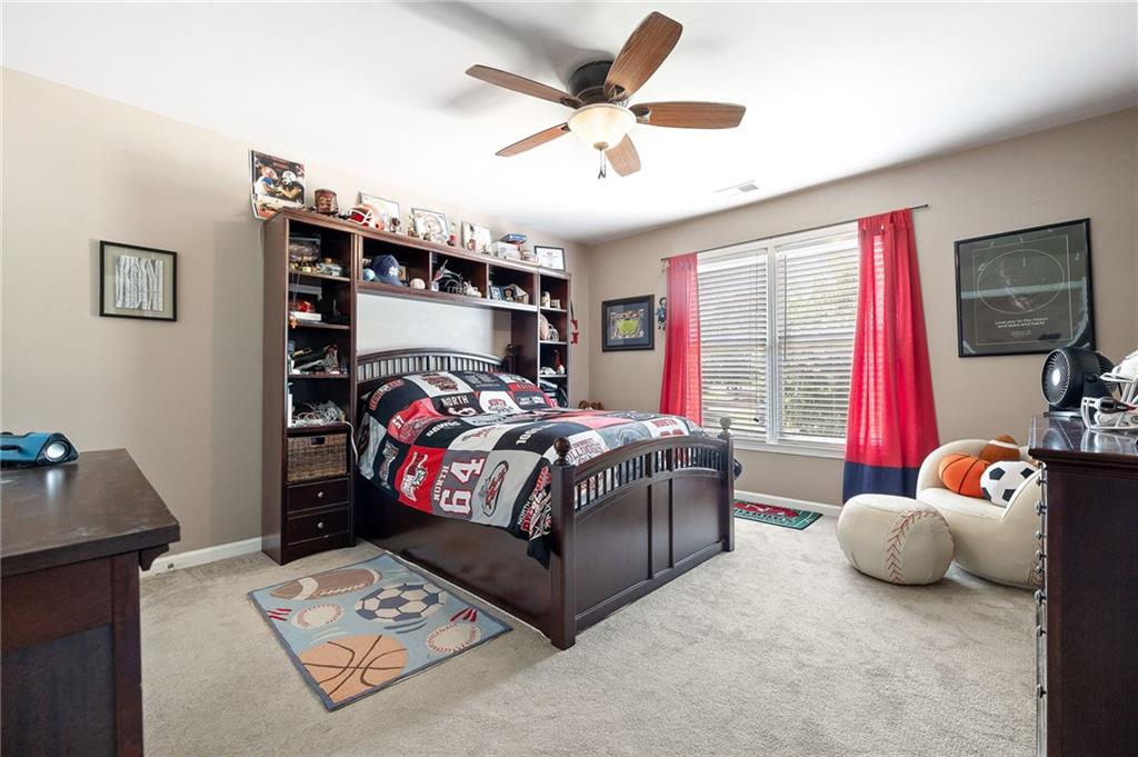 417 Rhodes House Drive, Suwanee, Georgia image 17