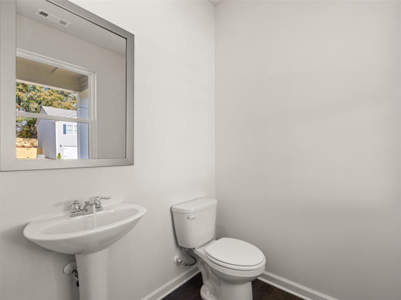 8230 Coldstream Drive, Fairburn, Georgia image 3