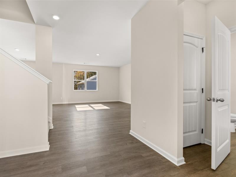 8230 Coldstream Drive, Fairburn, Georgia image 2
