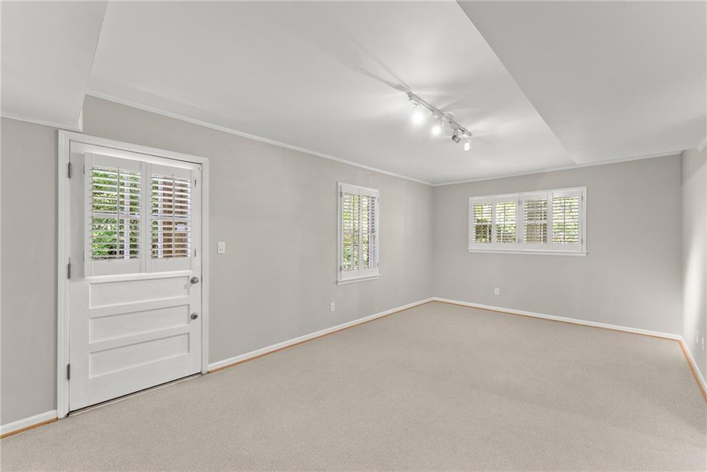 4044 Ashentree Drive, Brookhaven, Georgia image 23