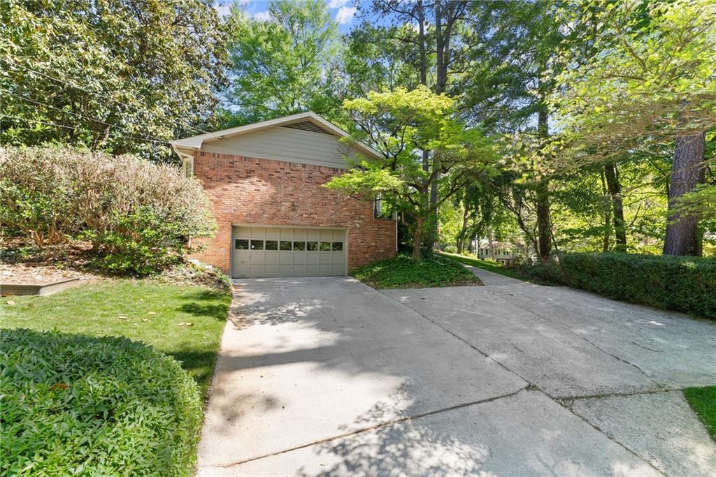 4044 Ashentree Drive, Brookhaven, Georgia image 42