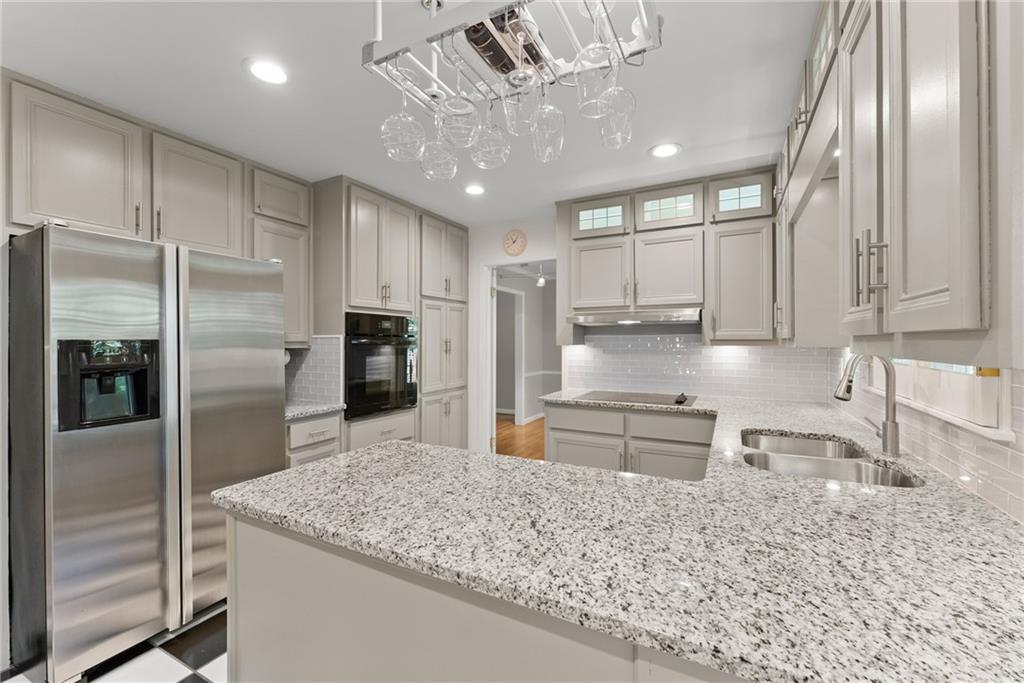4044 Ashentree Drive, Brookhaven, Georgia image 16