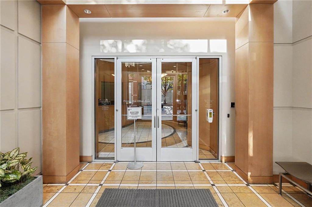 285 Centennial Olympic Park Drive NW 707