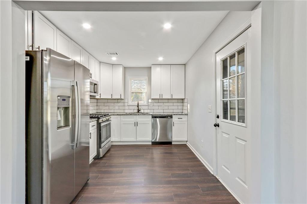 298 Barber Circle, Newnan, Georgia image 10