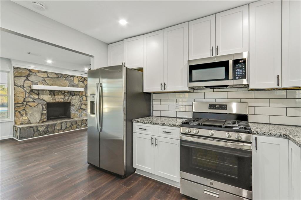298 Barber Circle, Newnan, Georgia image 11