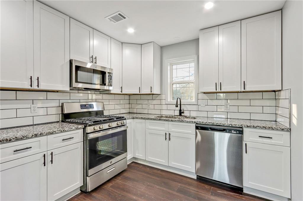 298 Barber Circle, Newnan, Georgia image 12