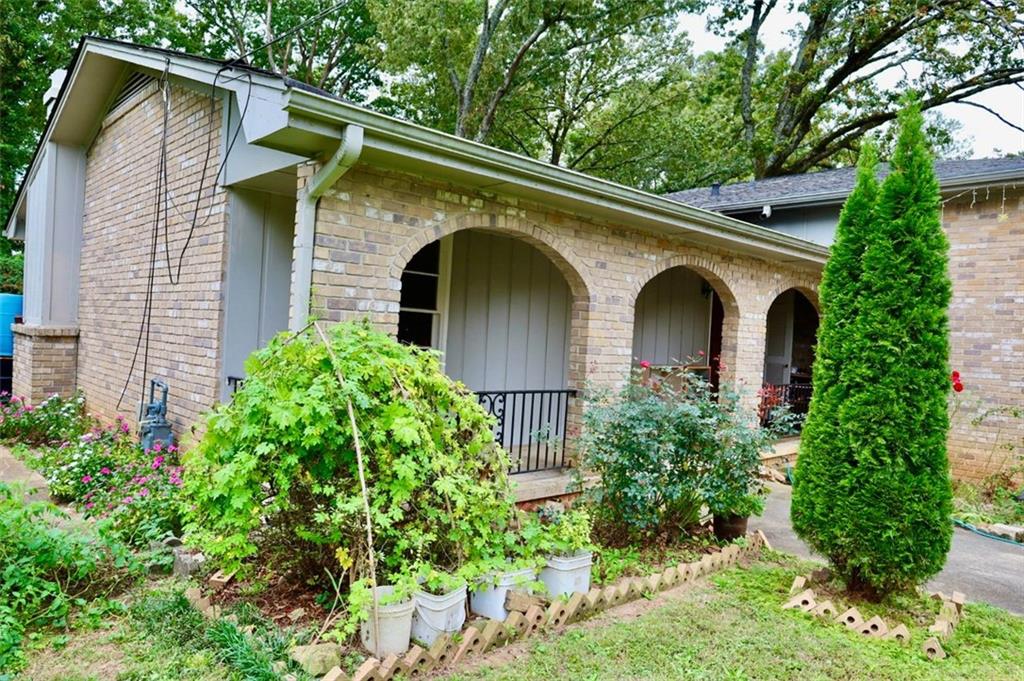 4027 STONEVIEW Circle