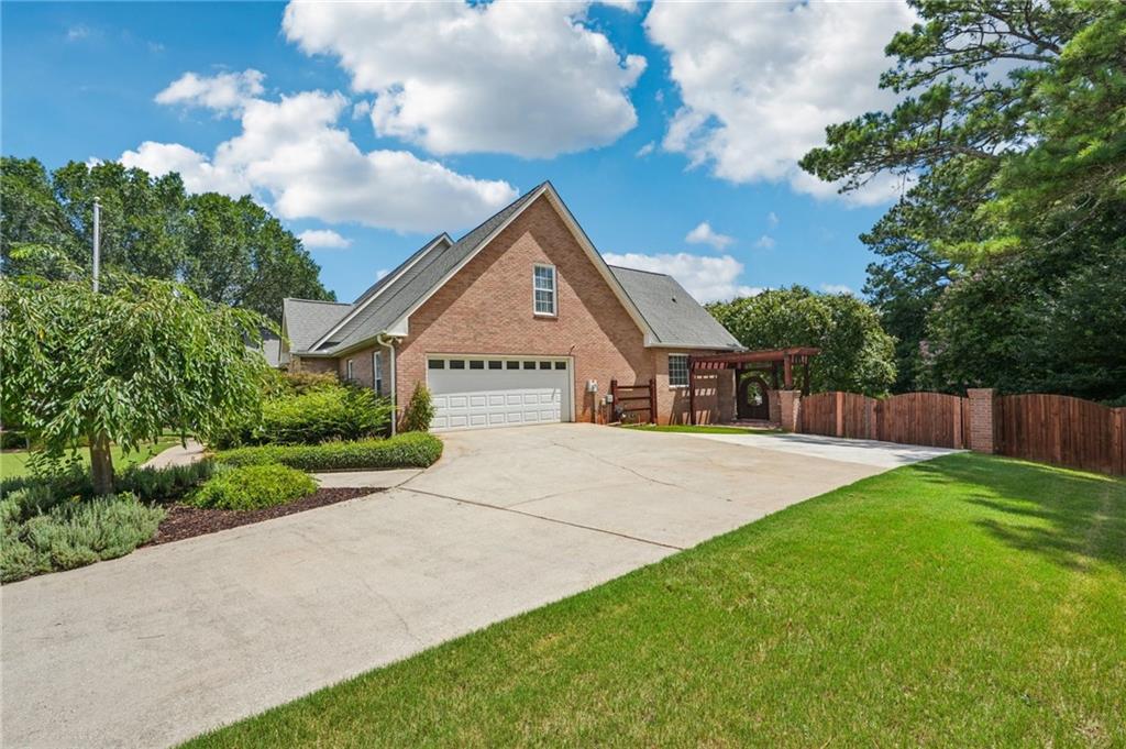 1118 Sutton Drive