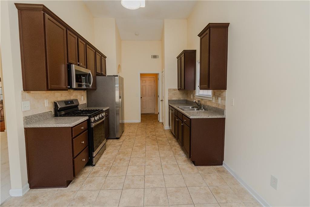Red Hawk - Residential