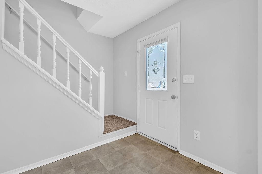 2143 Victoria Place, Lithonia, Georgia image 4