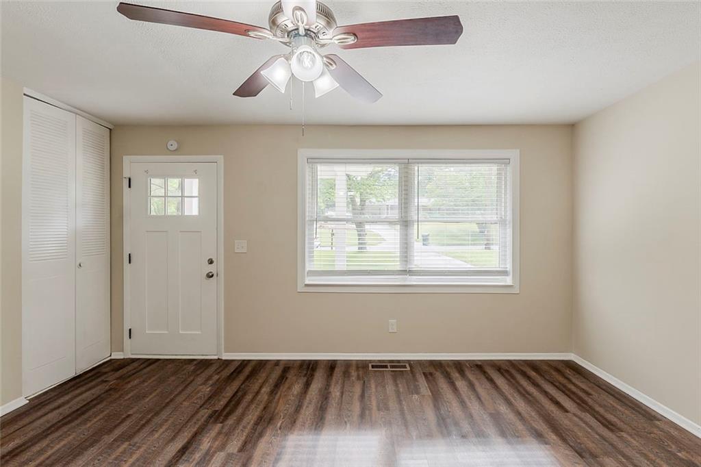 733 San Fernando Drive, Smyrna, Georgia image 6