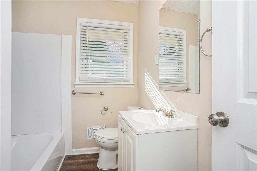 245 Bromack Drive, Atlanta, Georgia image 17