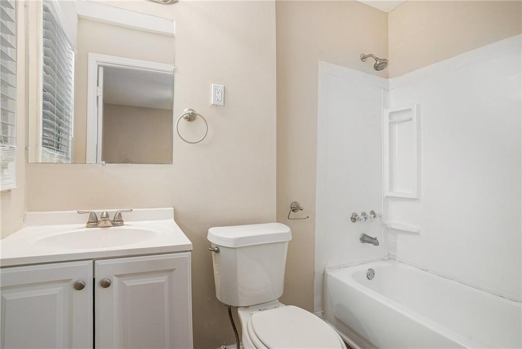 245 Bromack Drive, Atlanta, Georgia image 12
