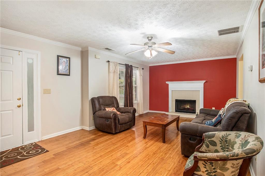 4211 Crestside Ridge