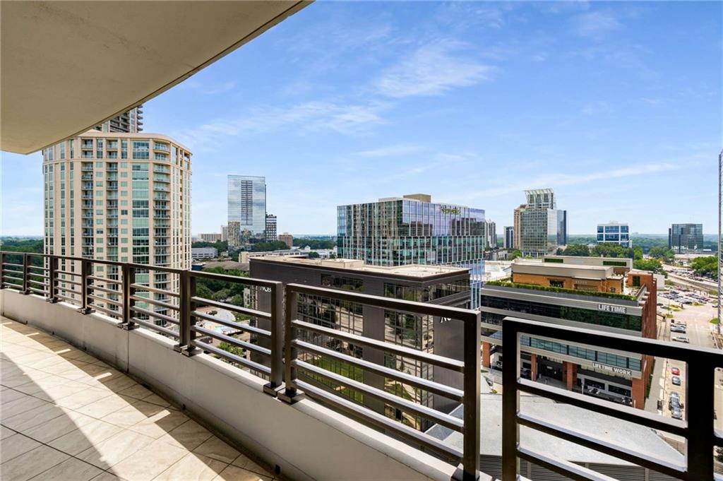 PARK REGENCY - Residential