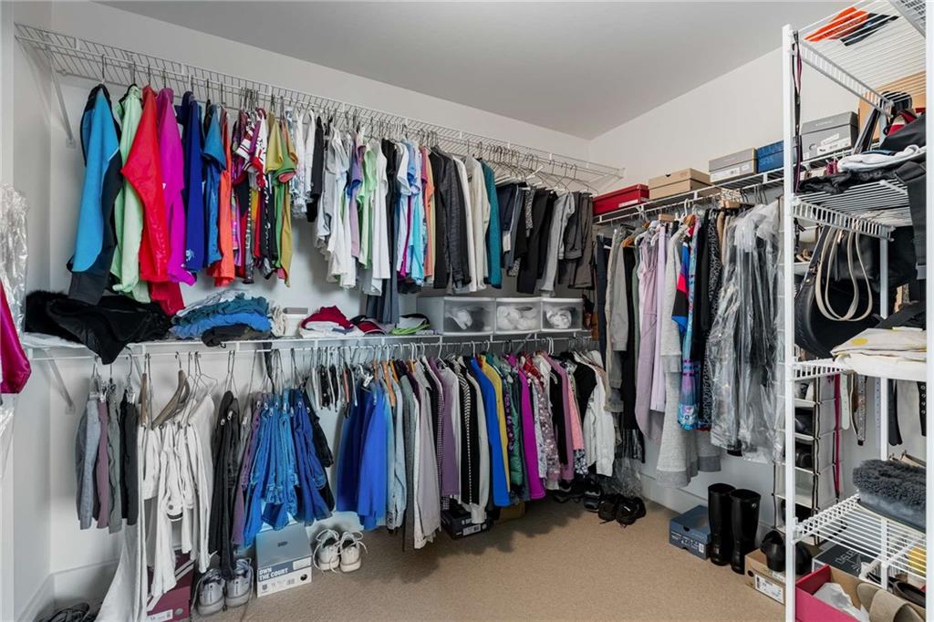 PARK REGENCY - Residential