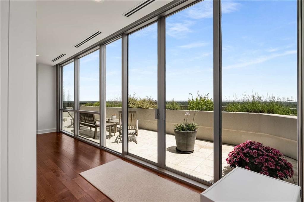 PARK REGENCY - Residential