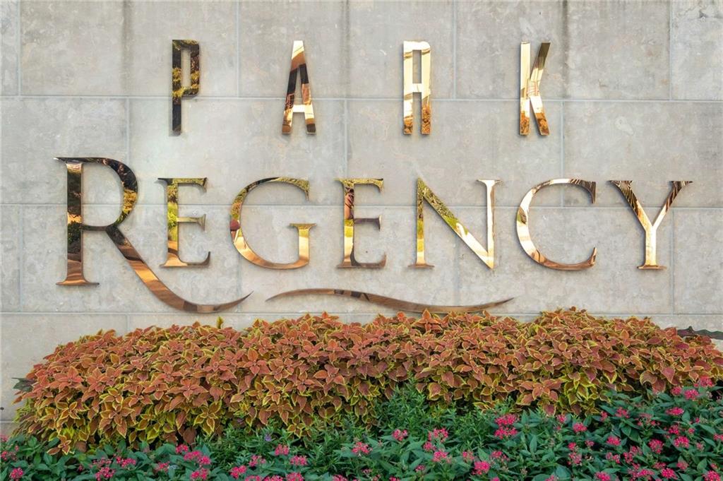 PARK REGENCY - Residential