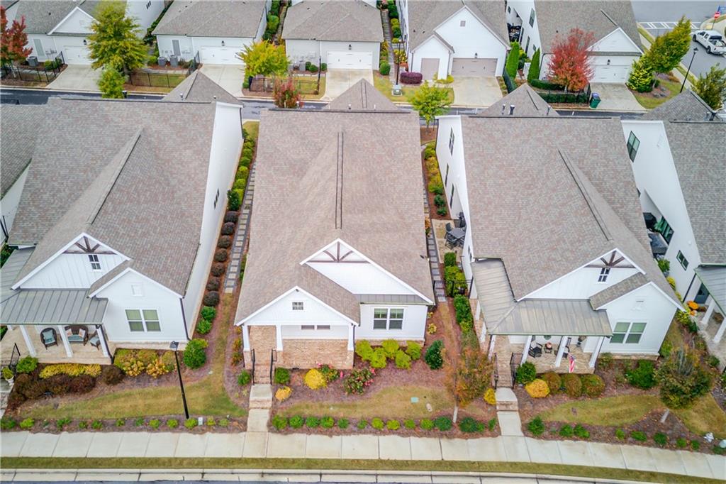 704 Hickory Hollow Walk