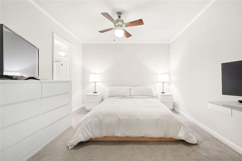 Sandy Springs, Georgia 30342, United States, 2 Bedrooms Bedrooms, ,3 BathroomsBathrooms,Residential,Active,148605