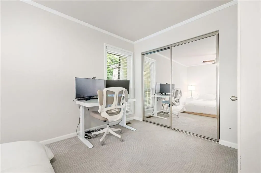 Sandy Springs, Georgia 30342, United States, 2 Bedrooms Bedrooms, ,3 BathroomsBathrooms,Residential,Active,148605