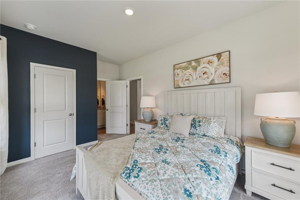 41 Cedar Overlook Way